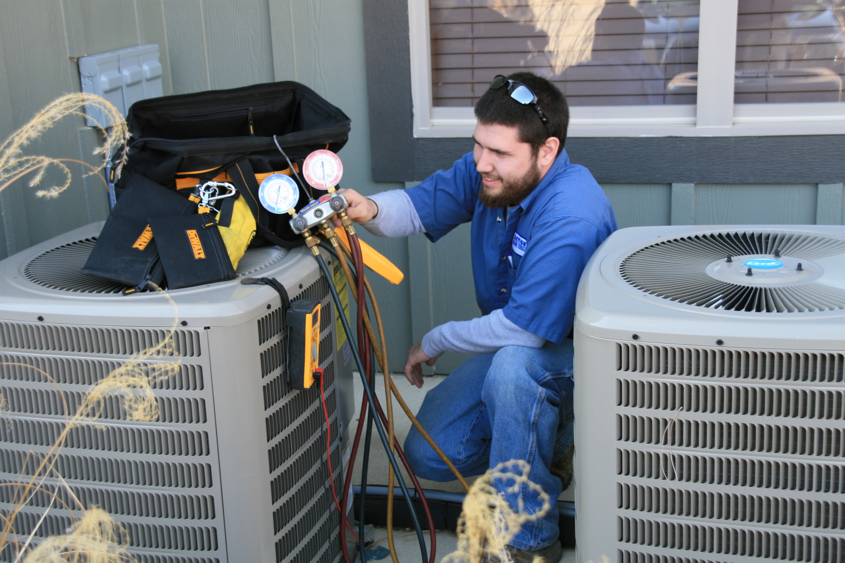 AC duct cleaning service